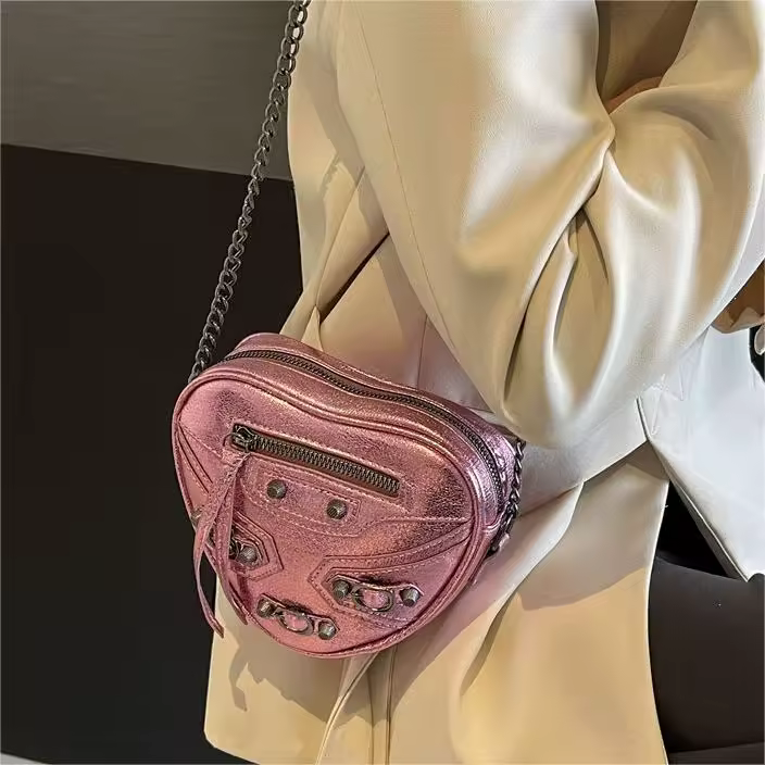 Glossy PU Crossbody Bag with Heart-Ring Hardware product reference image