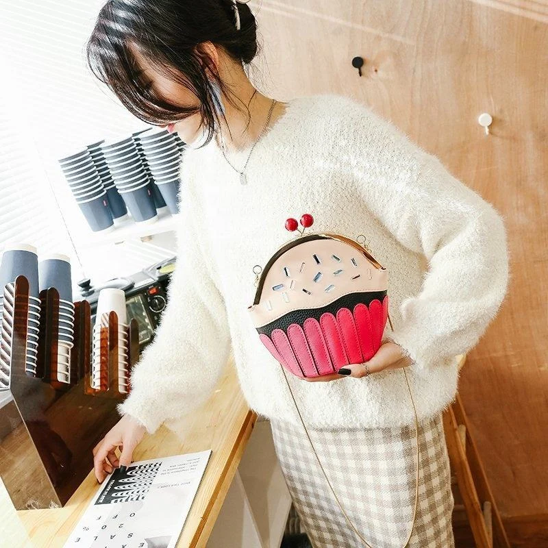 Cupcake-Shaped Color-Block Mini Crossbody Bag product reference image